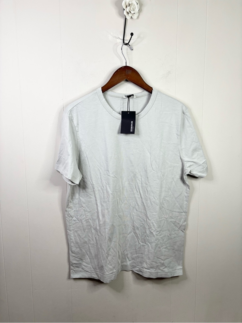 Buck Mason bone pima cotton classic tee shirt size M new crewneck